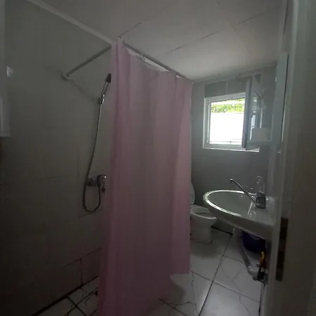 ゲストハウス Dada モスタル